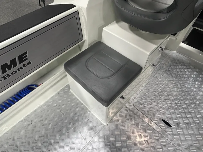 Slide: The Image of Rear Seat  - 81