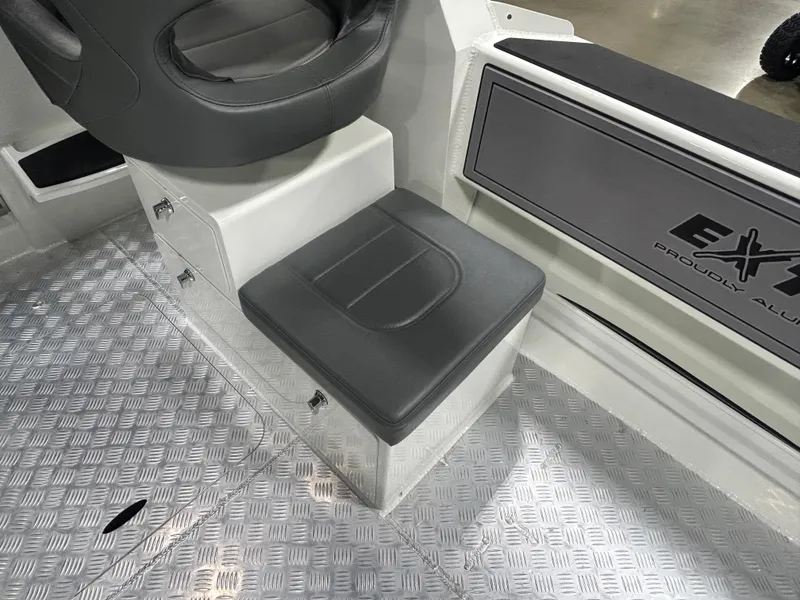 Slide: The Image of Extreme Boats 616 Game King 2024 - 82