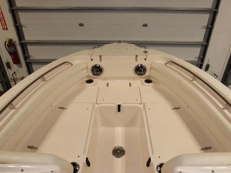 Slide: The Image of Grady-White Freedom 225 2016 - 60