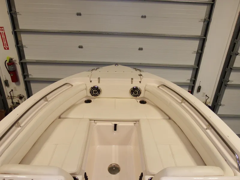 Slide: The Image of Grady-White Freedom 225 2016 - 61