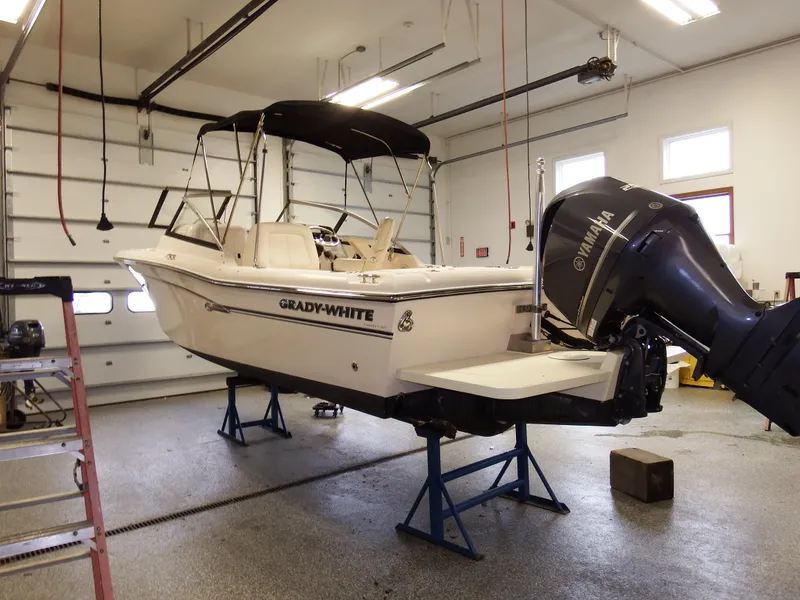 Slide: The Image of Grady-White Freedom 225 2016 - 66