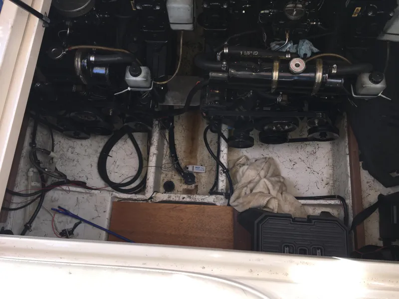 Slide: The Image of Engine compartment - 5