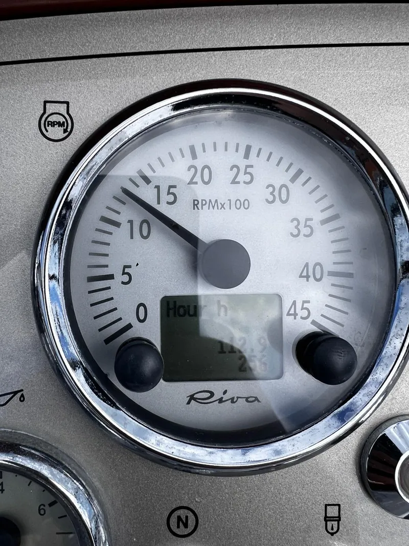 Slide: The Image of Riva Aquariva 2020 boat tachometer displaying RPM and hours. - 31