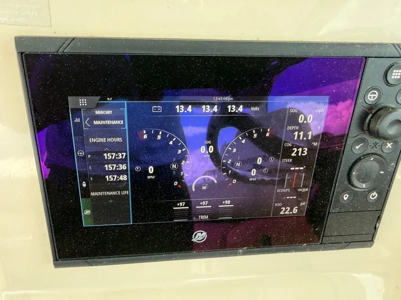 Slide: The Image of Boston Whaler 345 CONQUEST 2022 - 16