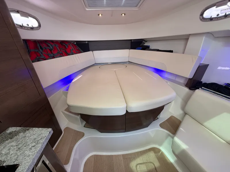 Slide: The Image of Boston Whaler 345 CONQUEST 2022 - 23