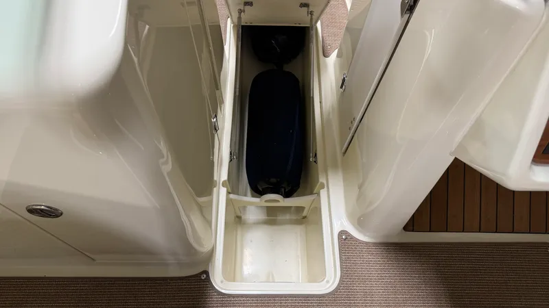 Slide: The Image of Chris-Craft LAUNCH 27 2023 - 81