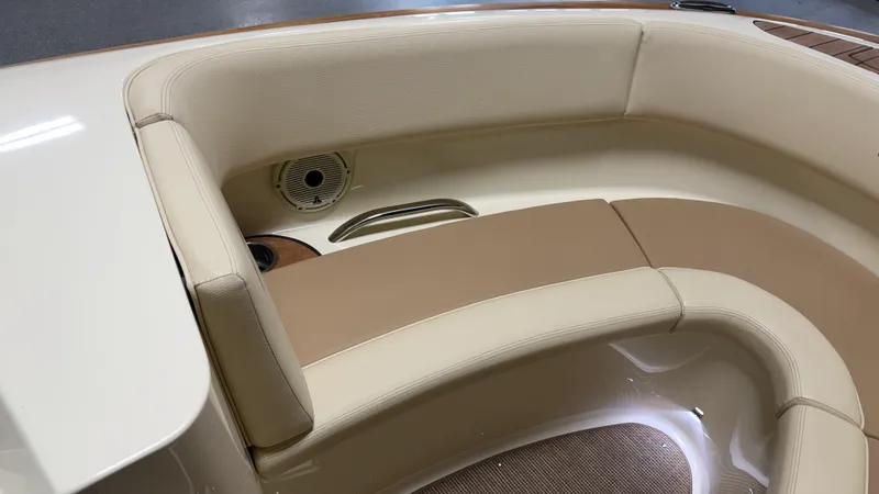 Slide: The Image of Chris-Craft LAUNCH 27 2023 - 85