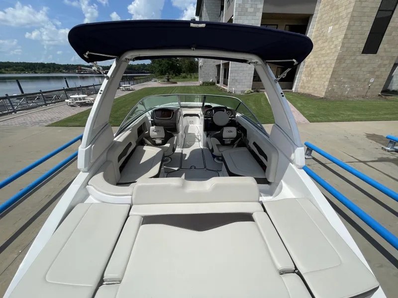 Slide: The Image of Chaparral 246 SSi 2019 - 8