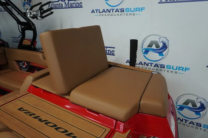 Slide: The Image of 2023 Moomba Mojo boat with brown seats at Atlanta's Surf Headquarters. - 32