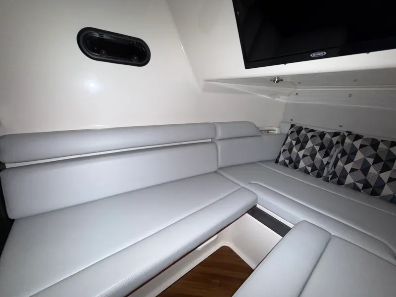 Slide: The Image of Boston Whaler 350 REALM 2025 - 45