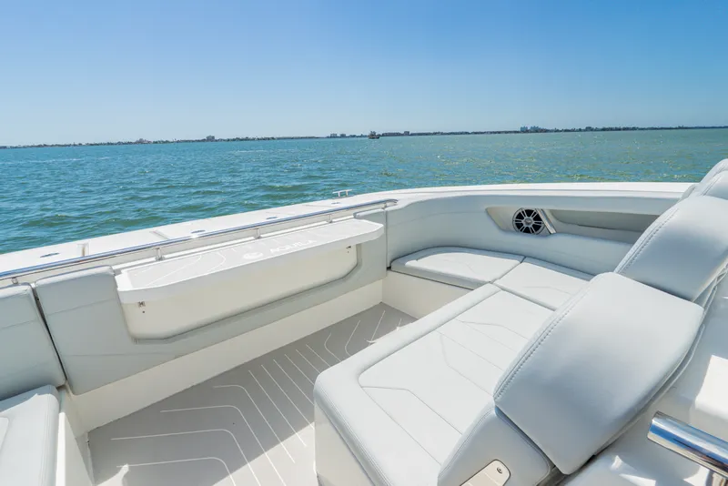 Slide: The Image of Aquila 46 COUPE 2025 - 20