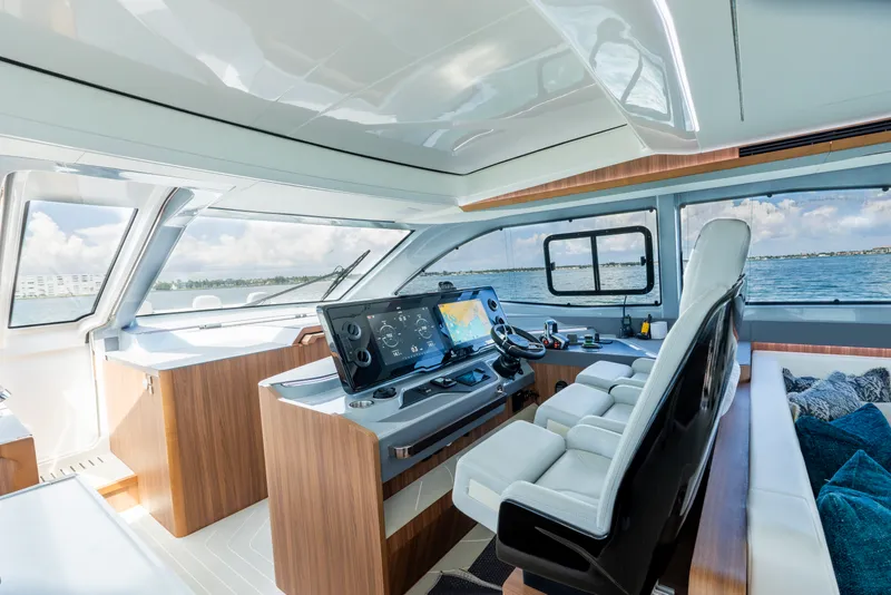 Slide: The Image of Aquila 46 COUPE 2025 - 30