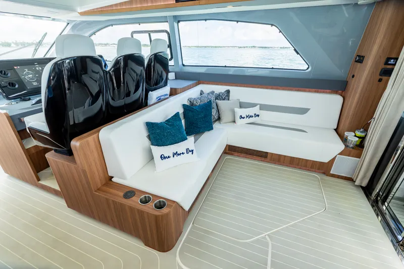 Slide: The Image of Aquila 46 COUPE 2025 - 27