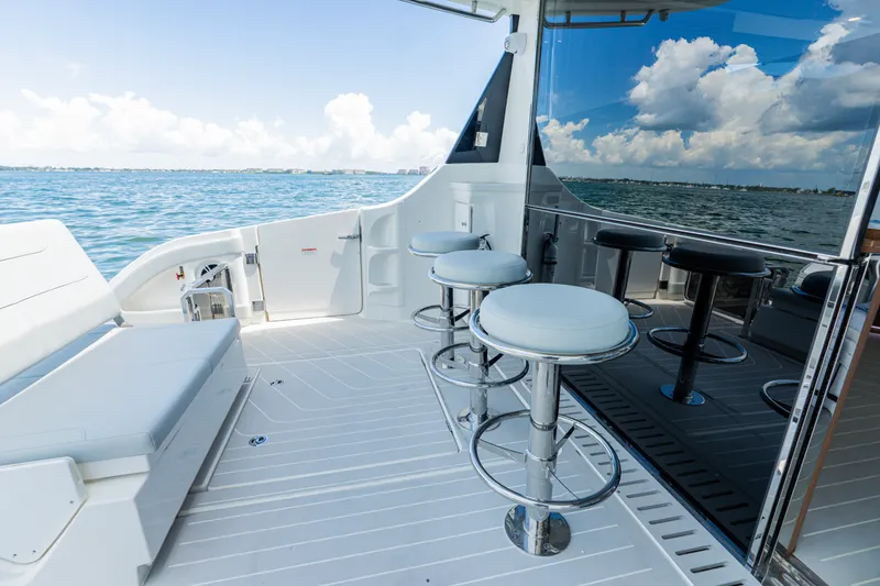 Slide: The Image of Aquila 46 COUPE 2025 - 16