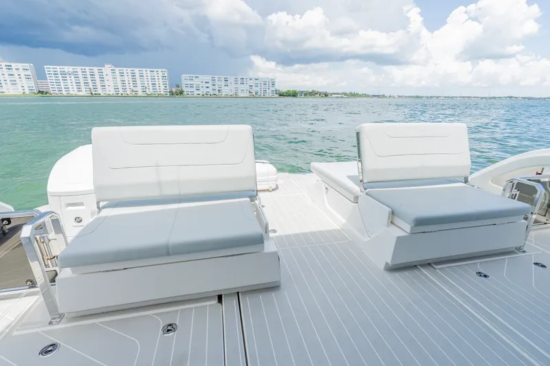 Slide: The Image of Aquila 46 COUPE 2025 - 15