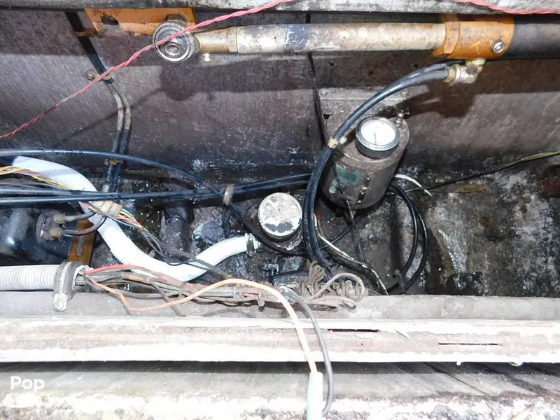 Slide: The Image of 1986 Wellcraft Coastal 2800 for sale in Cleveland, OH - 27