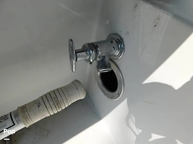 Slide: The Image of 1986 Wellcraft Coastal 2800 for sale in Cleveland, OH - 34