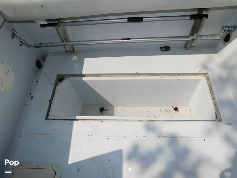 Slide: The Image of 1986 Wellcraft Coastal 2800 for sale in Cleveland, OH - 35