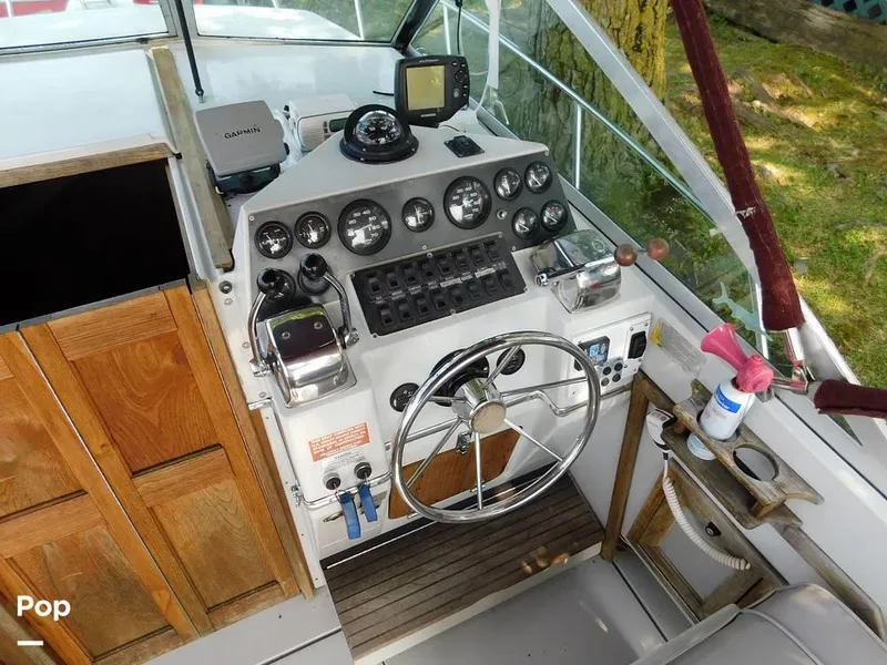 Slide: The Image of 1986 Wellcraft Coastal 2800 for sale in Cleveland, OH - 63