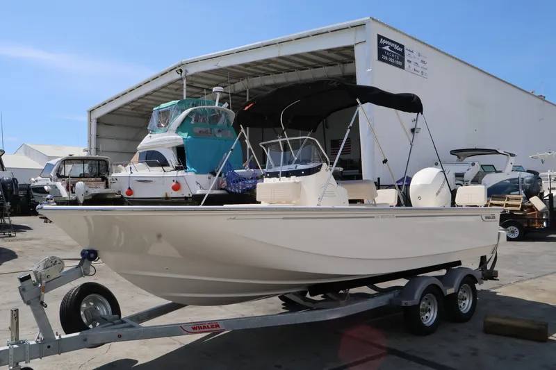 Slide: The Image of Boston Whaler 190 Montauk 2027 - 1