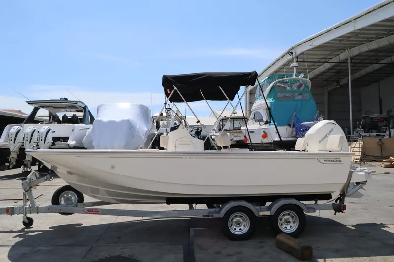 Slide: The Image of Boston Whaler 190 Montauk 2027 - 2
