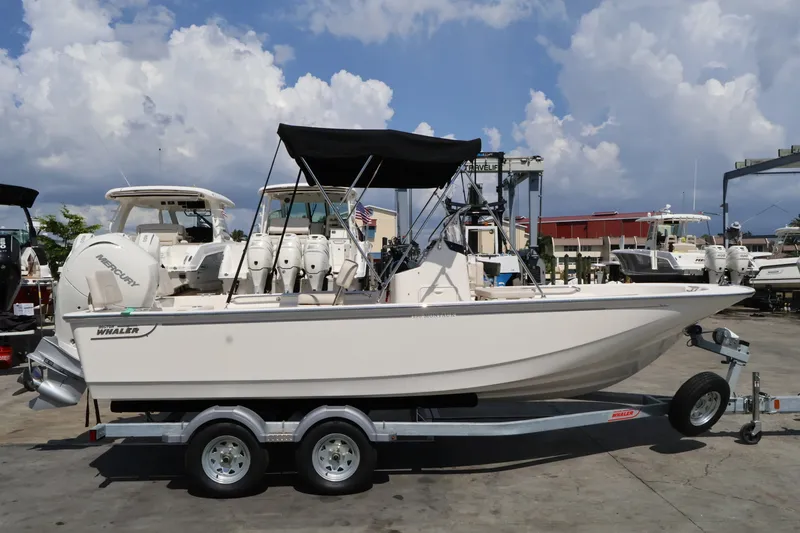 Slide: The Image of Boston Whaler 190 Montauk 2027 - 6