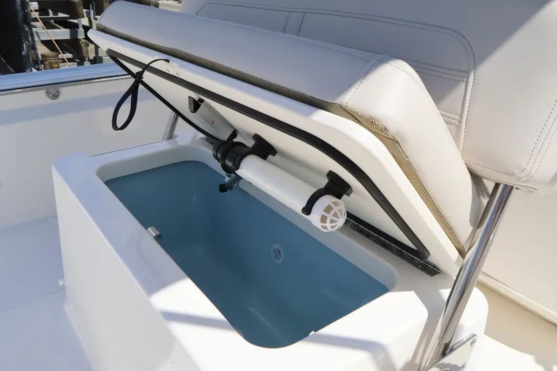 Slide: The Image of Boston Whaler 190 Montauk 2027 - 12
