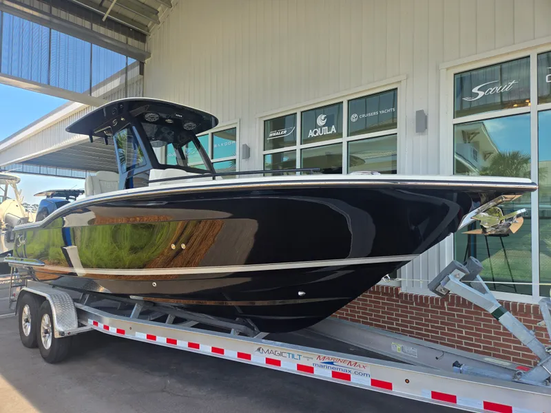 Slide: The Image of Scout 260 LXF 2027 - 25