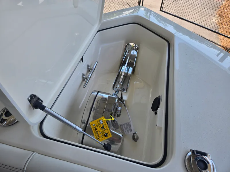 Slide: The Image of Scout 260 LXF 2027 - 24