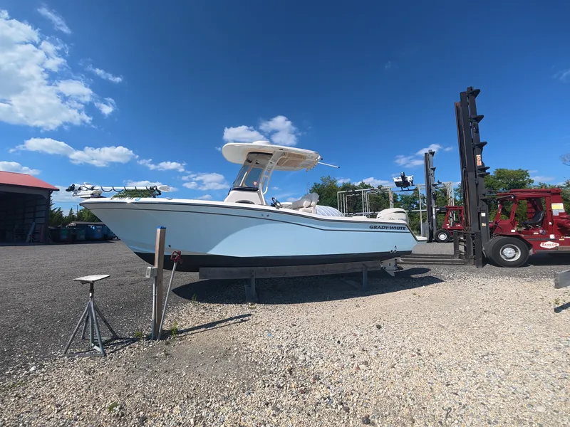 Slide: The Image of Grady-White Fisherman 236 2025 - 29