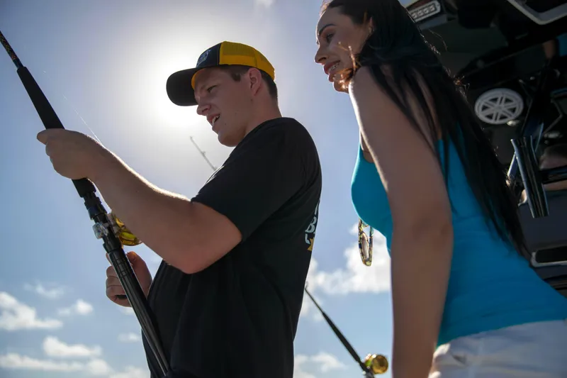 Slide: The Image of Blackfin 332cc 2024 - 51