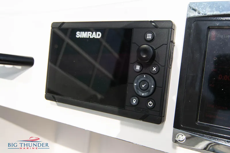Slide: The Image of Simrad navigation system on 2019 Spectre Screaming Eagle 22 Talon boat. - 29