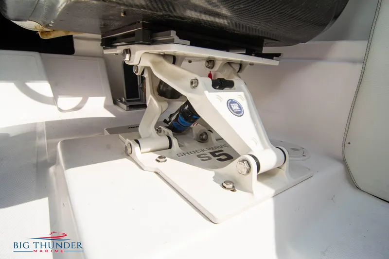 Slide: The Image of Seat mount mechanism in a 2019 Spectre Screaming Eagle 22 Talon boat. - 34