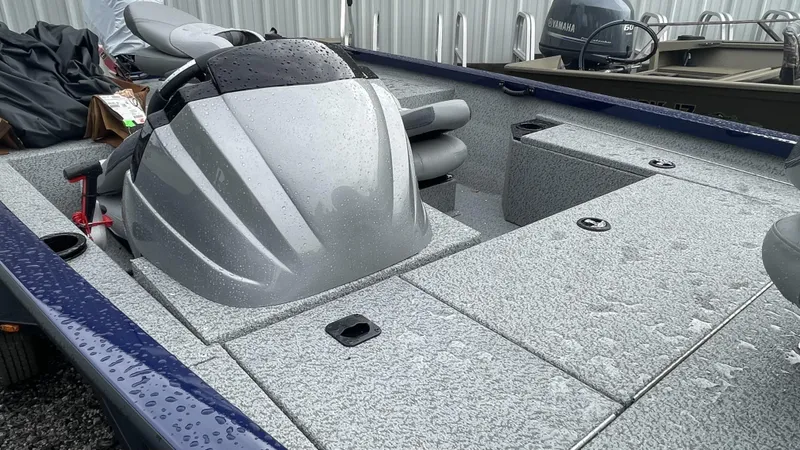 Slide: The Image of G3 Sportsman 1610 Vinyl 2023 - 2