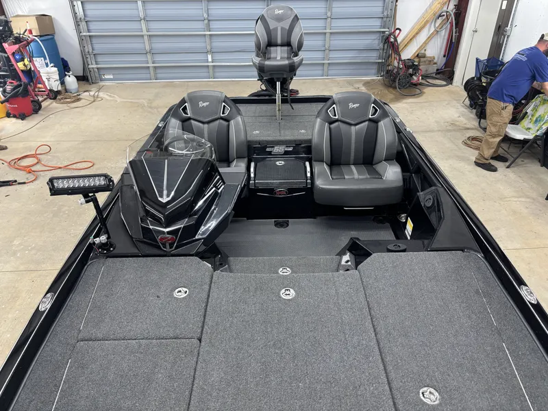 Slide: The Image of 2023 Ranger Z521R Cup Equipped boat in workshop. - 18