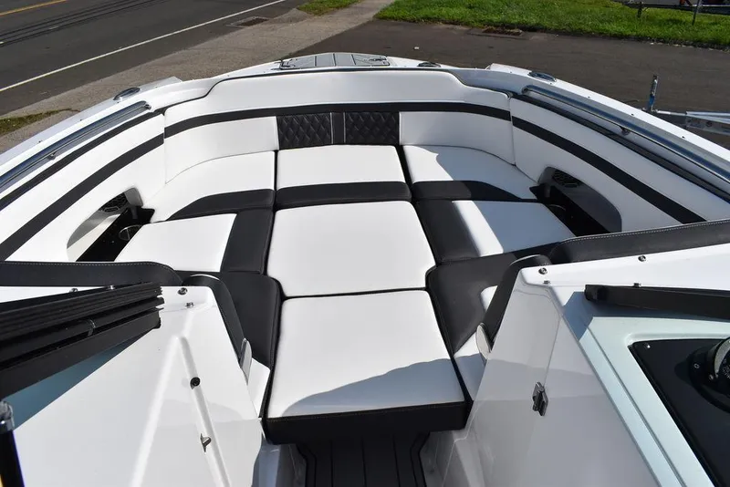 Slide: The Image of Monterey M6 2024 - 72