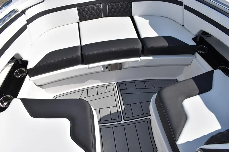 Slide: The Image of Monterey M6 2024 - 76