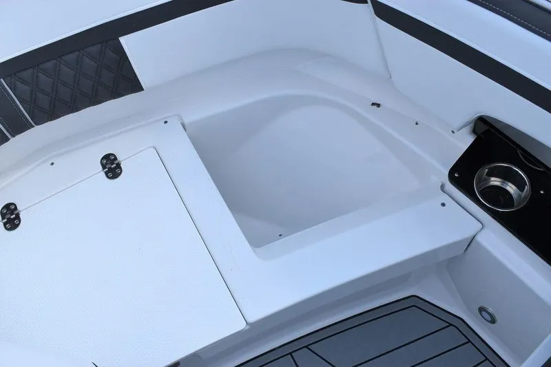 Slide: The Image of Monterey M6 2024 - 80