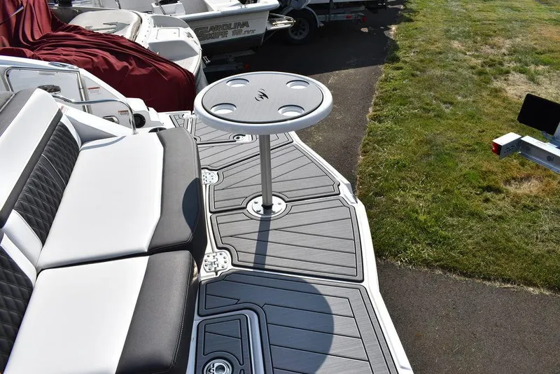 Slide: The Image of Monterey M6 2024 - 86