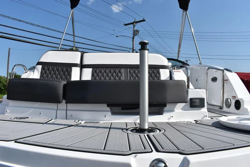 Slide: The Image of Monterey M6 2024 - 90