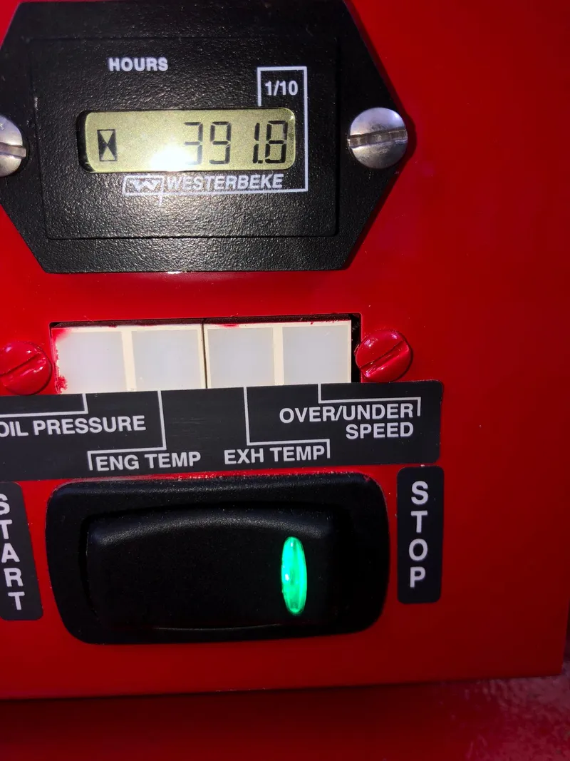 Slide: The Image of Thoroughbred 67x17 2016 - 124