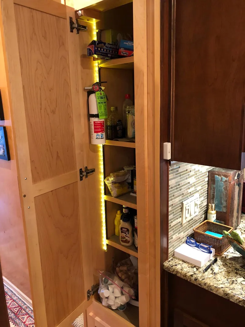 Slide: The Image of Thoroughbred 67x17 2016 - 80