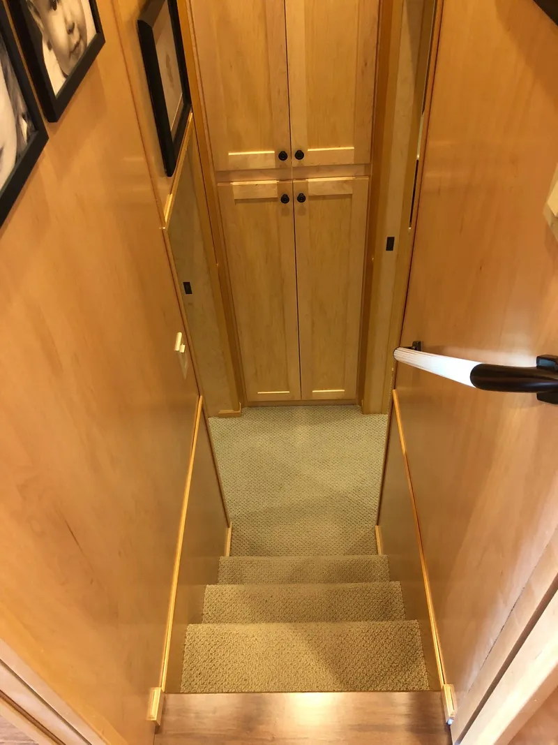 Slide: The Image of Thoroughbred 67x17 2016 - 94