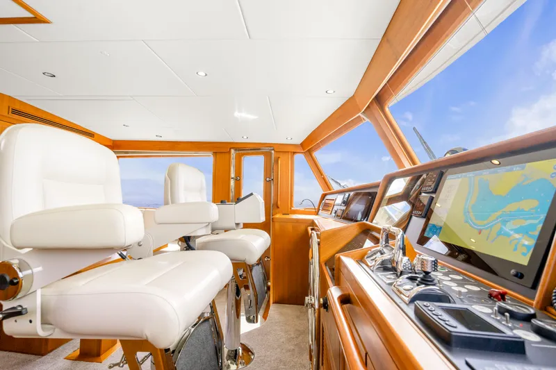 Slide: The Image of Fleming 85 – Open Flybridge 2023 - 37