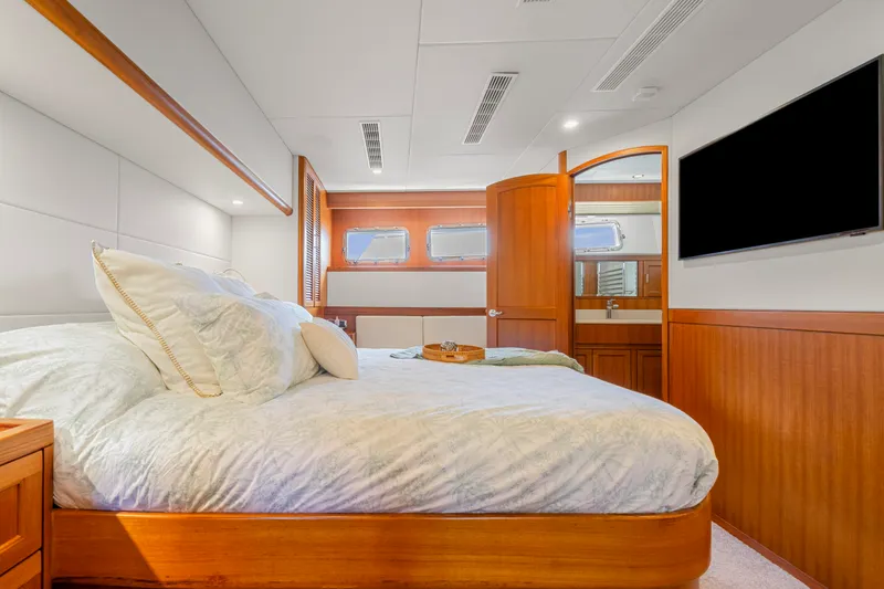 Slide: The Image of Fleming 85 – Open Flybridge 2023 - 17