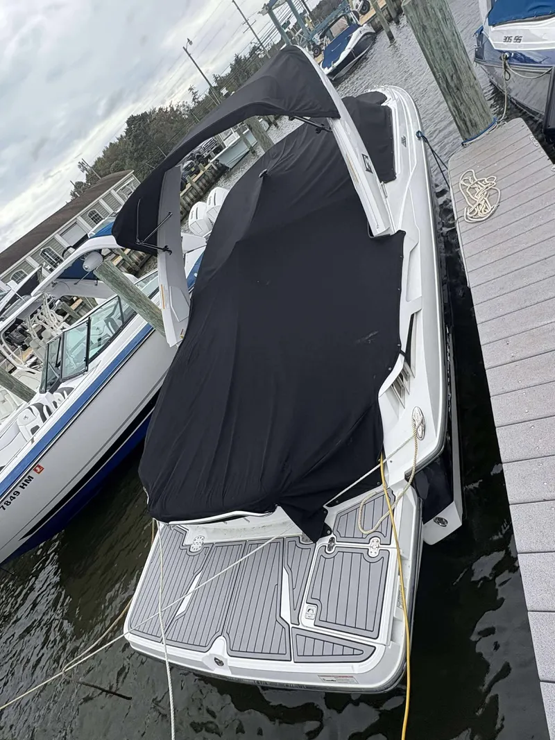Slide: The Image of Monterey 298SS 2016 - 13