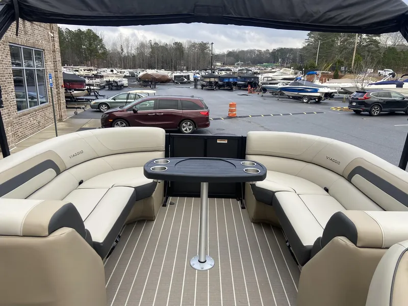 Slide: The Image of Viaggio Lago 22U ST w/Yamaha 150HP 2023 - 12