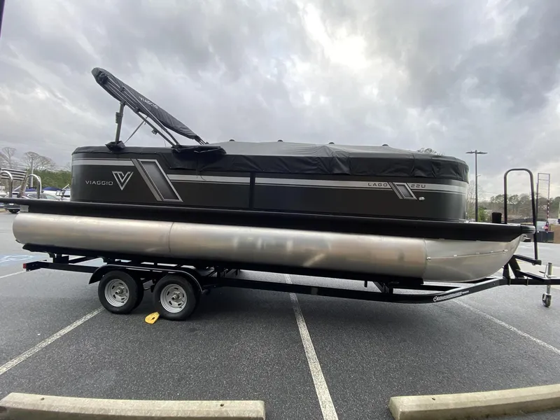 Slide: The Image of Viaggio Lago 22U ST w/Yamaha 150HP 2023 - 28