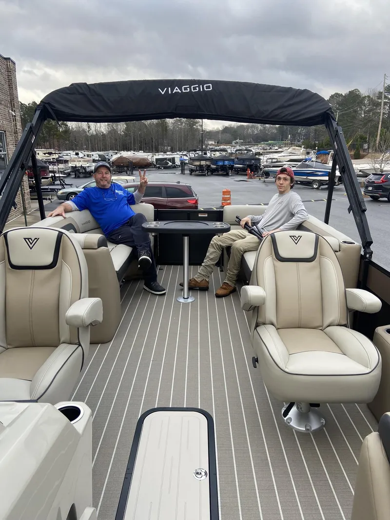 Slide: The Image of Viaggio Lago 22U ST w/Yamaha 150HP 2023 - 40