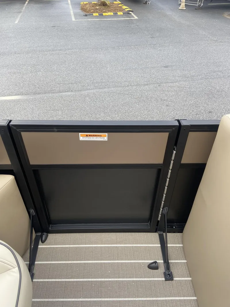 Slide: The Image of Viaggio Lago 22U ST w/Yamaha 150HP 2023 - 5